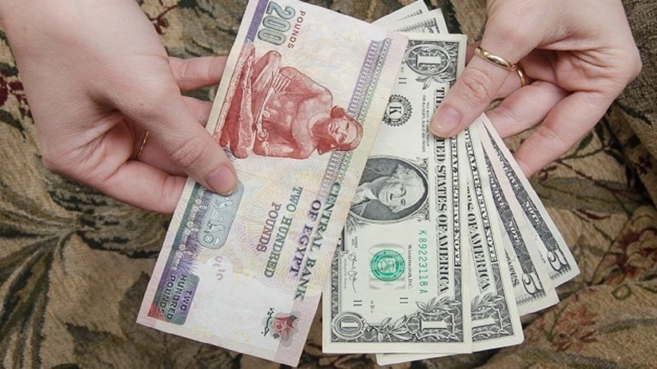 توقعات “جولدمان ساكس”: الدولار ينخفض إلى 46 جنيها خلال عام